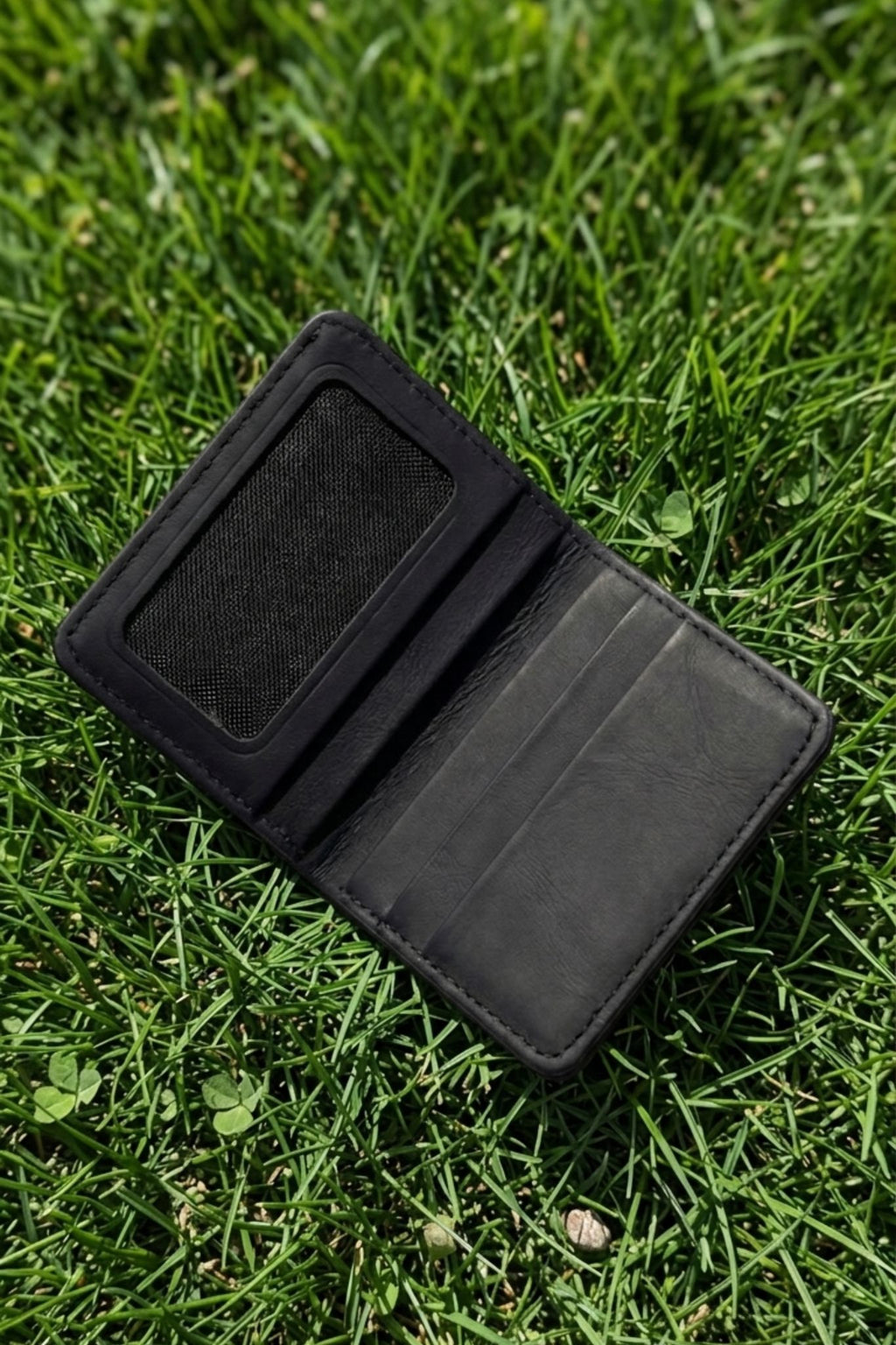 BLACK-PRIME-MINI-LEATHER-WALLET