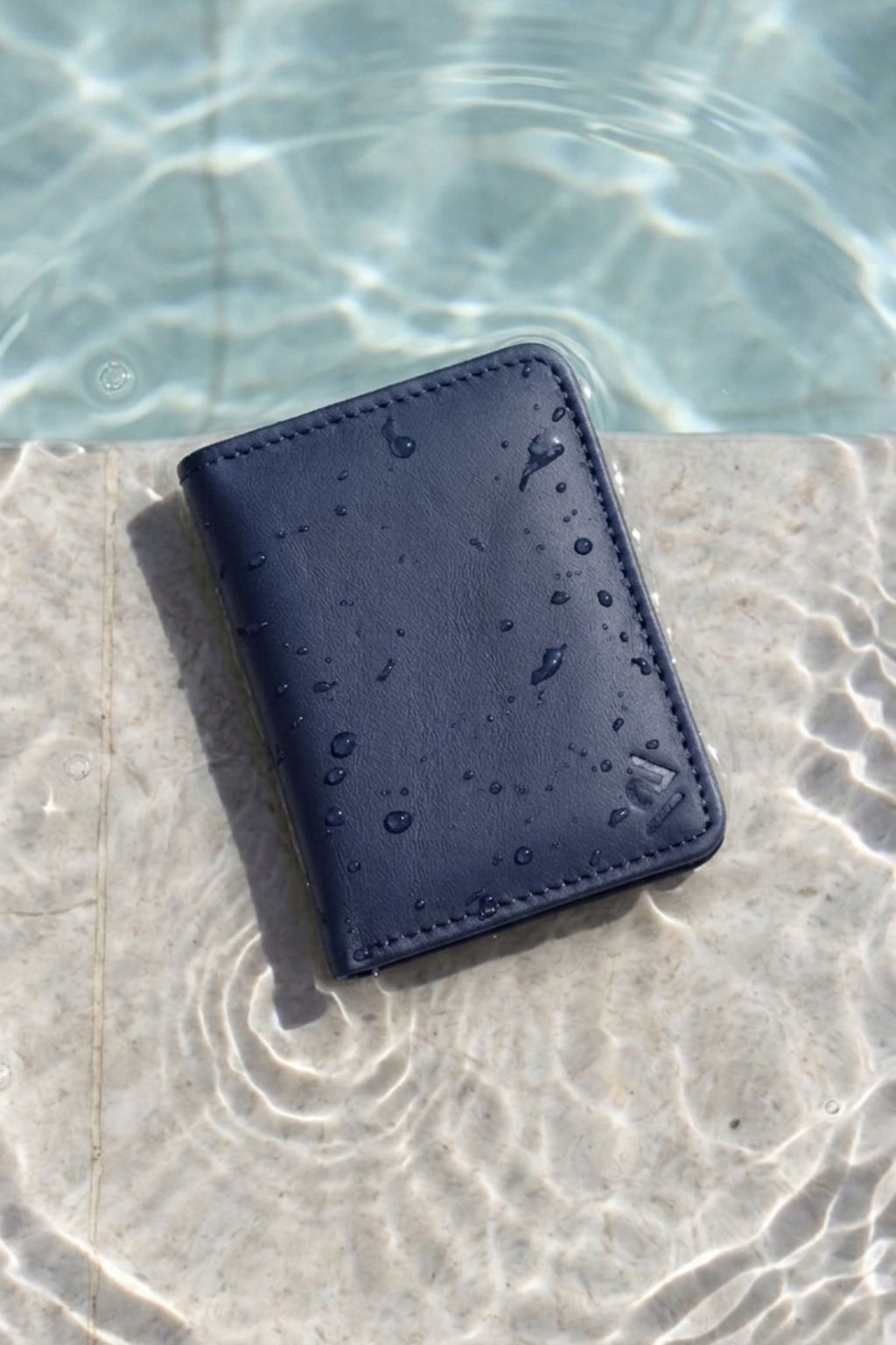 ROYAL-NAVY-SLIM-LEATHER-WALLET